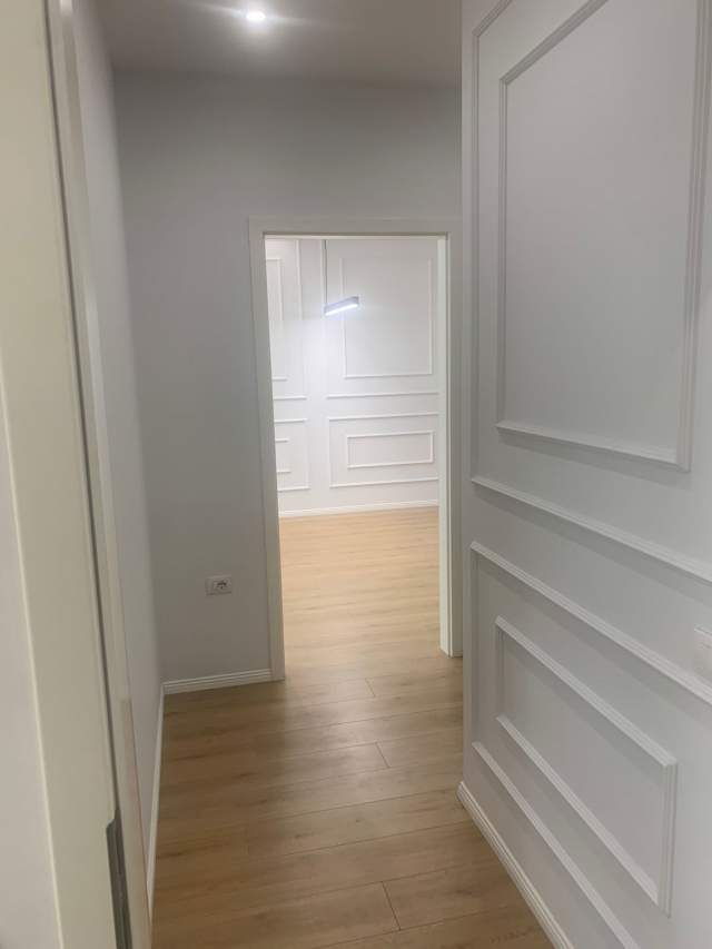 Tirane, jepet me qera apartament Kati 5, 92 m² 500 Euro (Rruga: Artan Lenja,Kompleksi Magnet.)