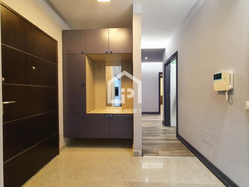 SHITET : APARTAMENT 3+1+ Post parkimi / Rezidenca TOUCH OF SUN/ ZONA TEGUT