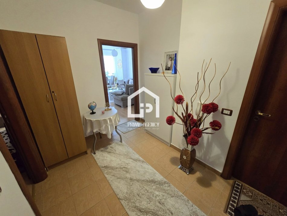 SHITET: Apartament 1+1/POGRADEC/_CAPRI CENTER