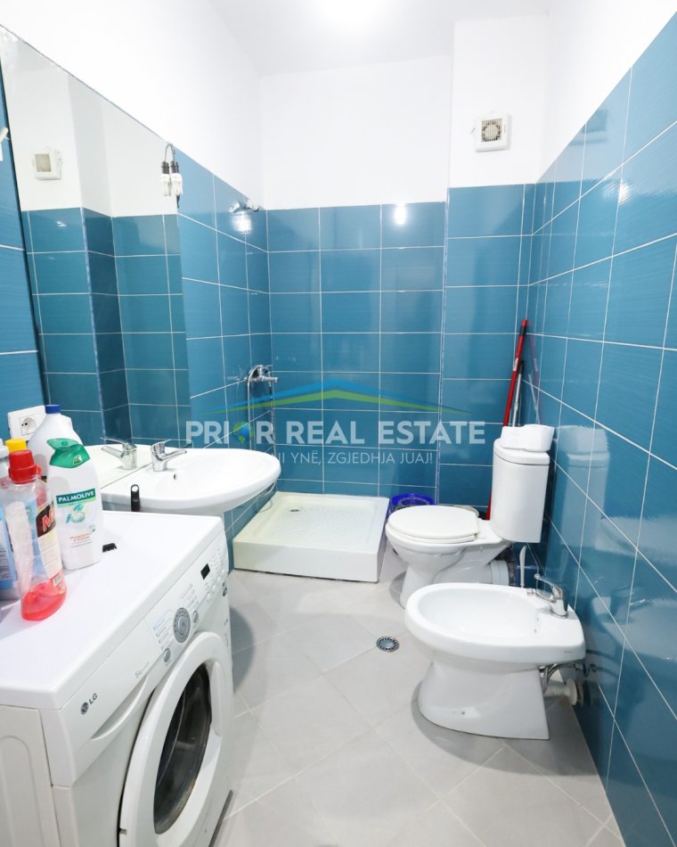 Tirane, jepet me qera apartament 1+1 Kati 4, 52 m² 350 € FRESK (Rruga Ramazan Gaxherri)