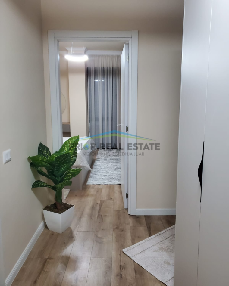 Tirane, jepet me qera apartament 1+1+Ballkon Kati 3, 1.000 € (Liqeni i Thate)