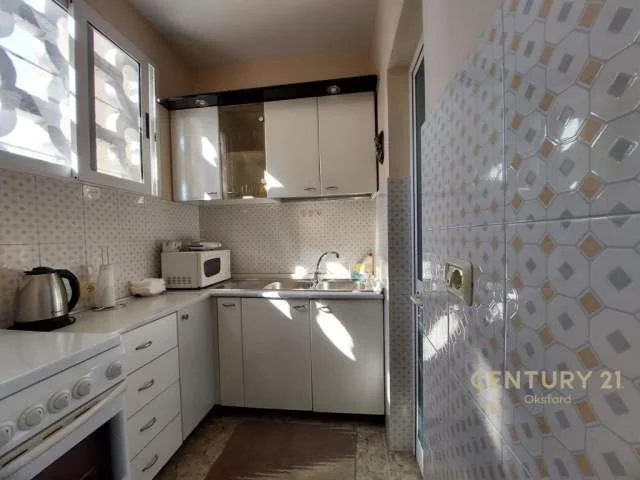 Tirane, jepet me qera apartament 1+1 63 m² 500 Euro