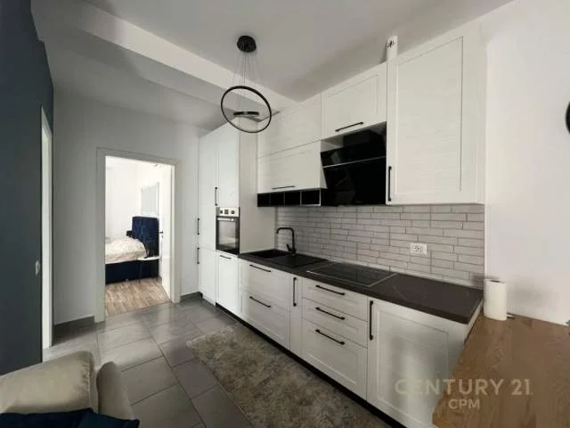 Tirane, jepet me qera apartament 65 m² 700 Euro (21 dhjetori)