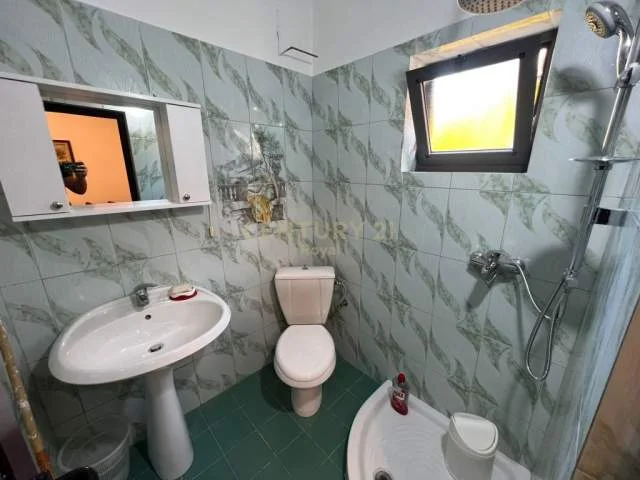 Tirane, jepet me qera 2+1 Kati 2, 76 m² 500 Euro (mine peza)