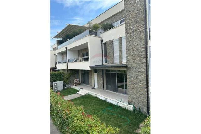 Tirane, jepet me qera apartament Dublex Kati 0, 287 m² 1.500 Euro (Liqeni Thate)