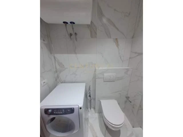 Tirane, jepet me qera apartament Kati 3, 125 m² 650 Euro (liqeni)