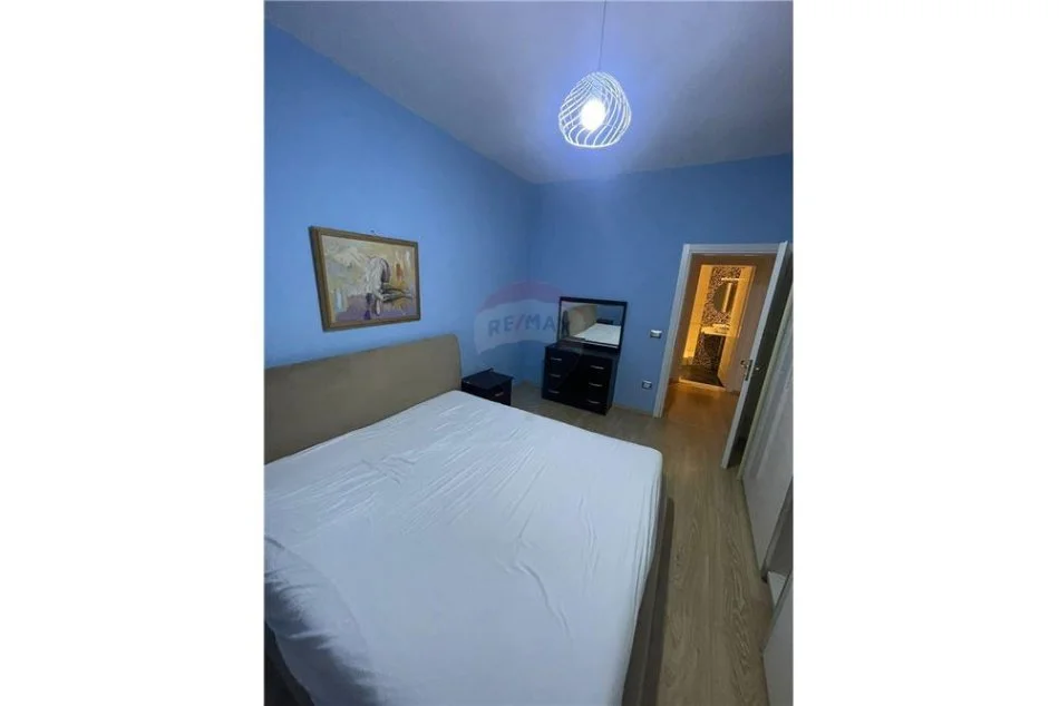 Tirane, jepet me qera apartament 2+1 Kati 7, 100 m² 500 € (Rruga Endri Keko - Ish Venue (Brryli))