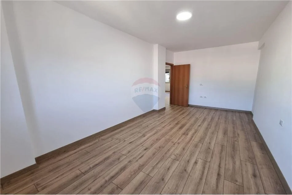 Tirane, shitet apartament 2+1 Kati 7, 80 m² 165,000 € (Kompleksi Halili - Rruga e Dibrës - Selvia)
