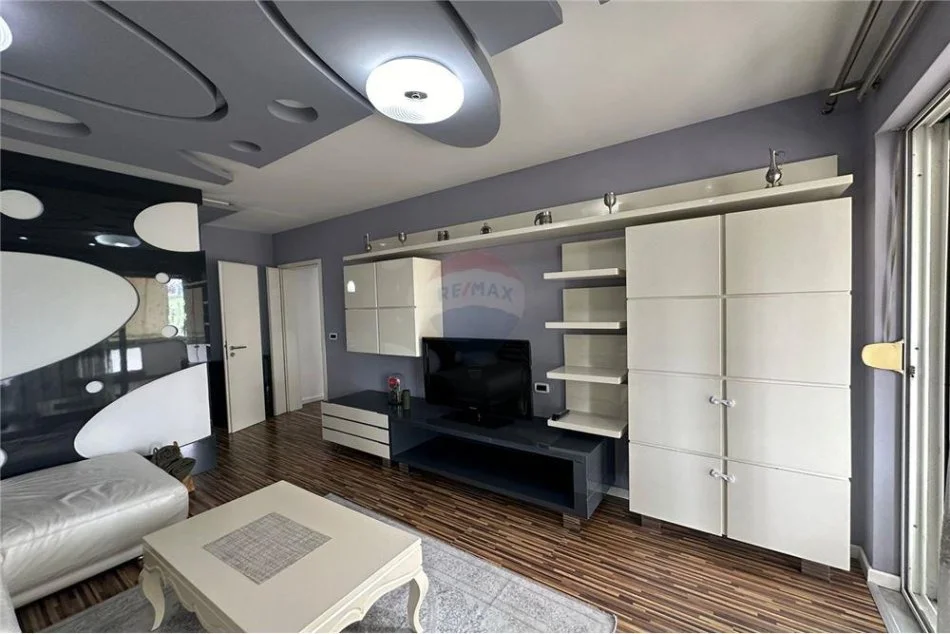 Tirane, shitet apartament 2+1 , 125 m² 330.000 € (Blloku)