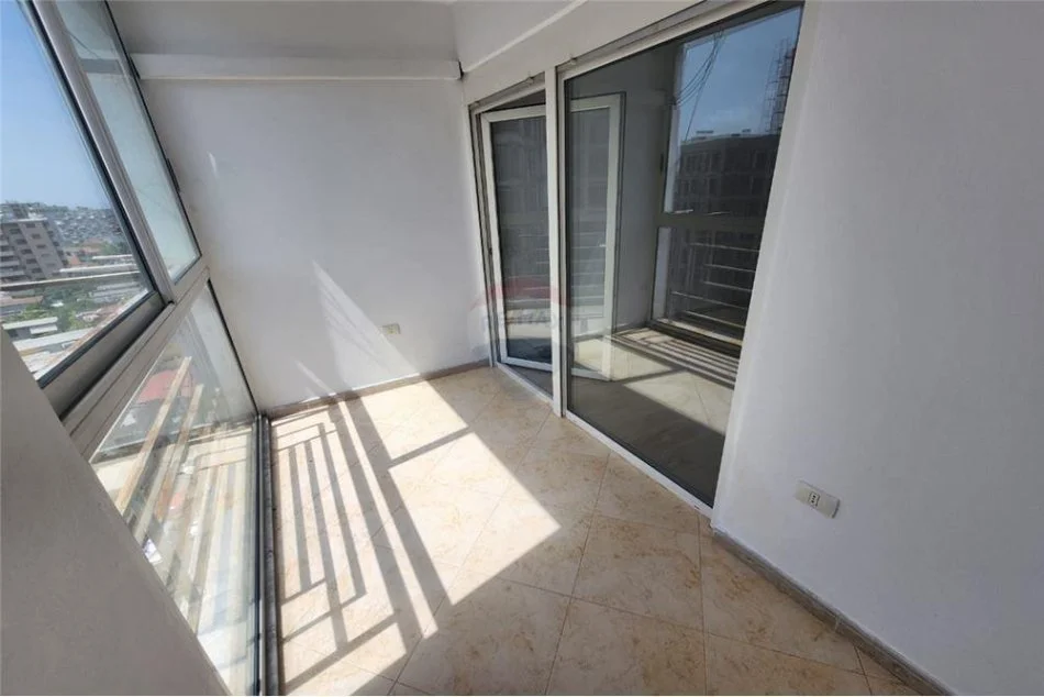 Tirane, shitet apartament 1+1 Kati 8, 72 m² 125.000 € (Don Bosko - ER PETROL ZOGU I ZI)