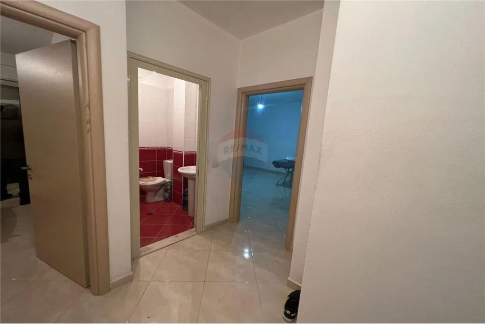 Tirane, shitet apartament 1+1 , 71 m² 75.000 € (Rruga Shefqet Kukaj - Fresku)