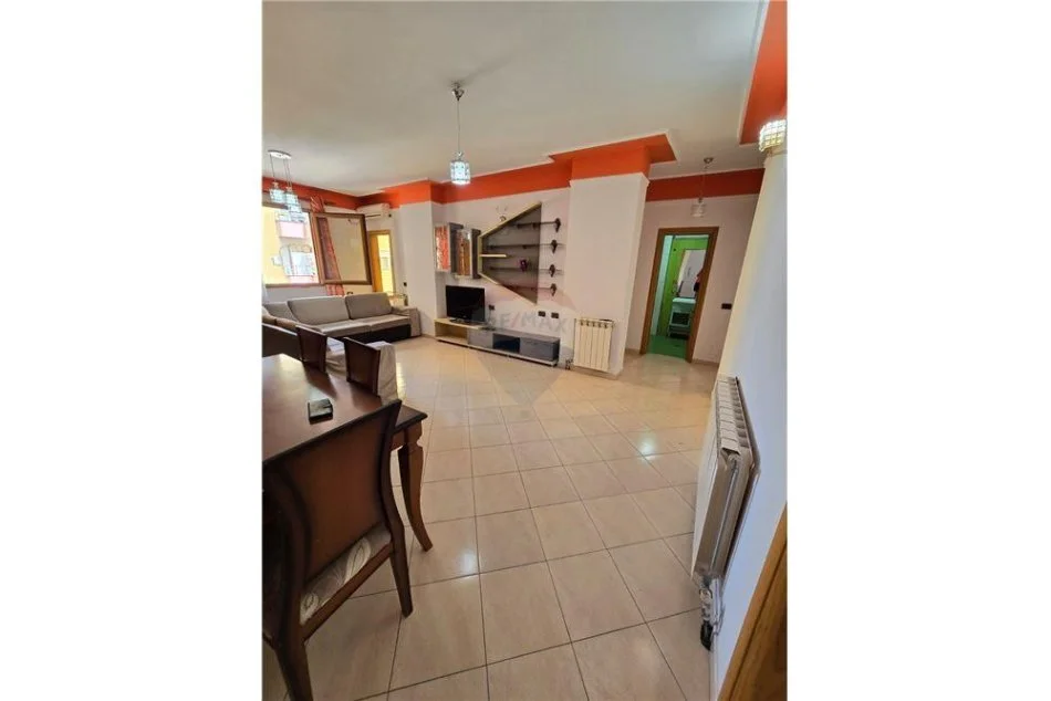 Tirane, shitet apartament 3+1 Kati 5, 141 m² 165.000 € (Rr:ALEKSANDRI I MADH - Astir)