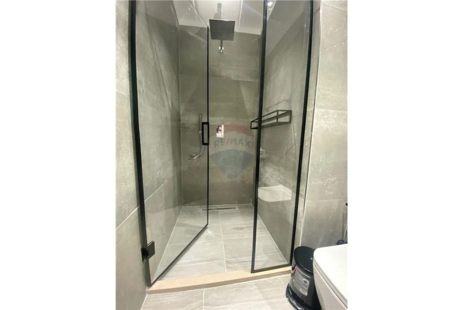 Tirane, jepet me qera apartament 1+1 Kati 6, 60 m² 450 € (Don Bosko)