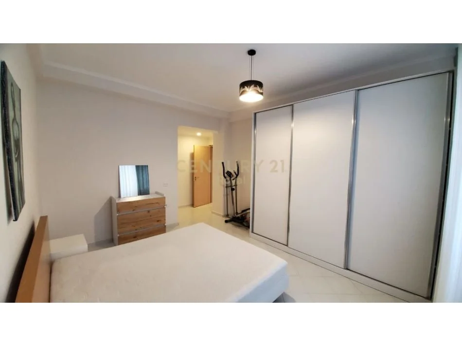 Tirane, jepet me qera apartament 1+1 Kati 1, 62 m² 400 € (Eduart Mano)