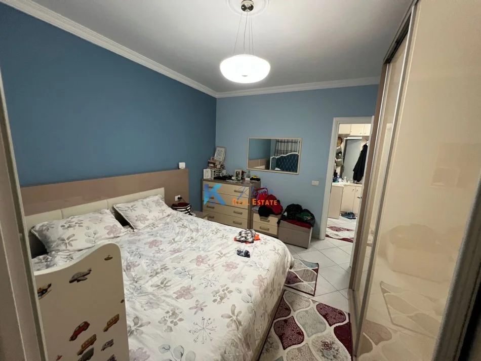 Tirane, shes apartament 1+1+Ballkon Kati 4, 73 m² 139.000 € (Kodra e Diellit)