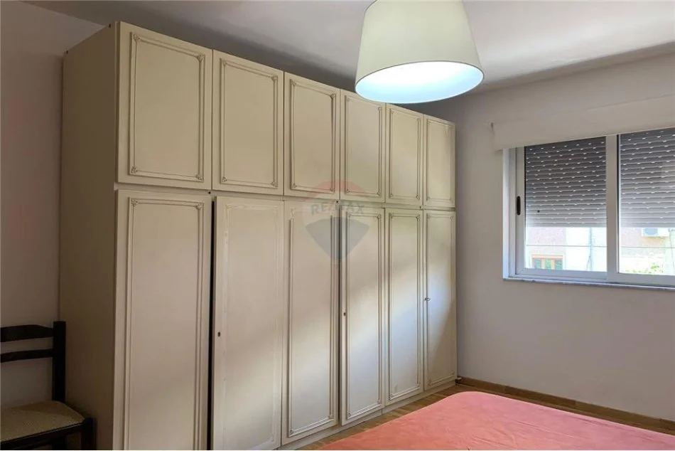 Tirane, jepet me qera apartament 2+1 Kati 4, 75 m² 400 € (Xhenfize Keko - Porcelan)