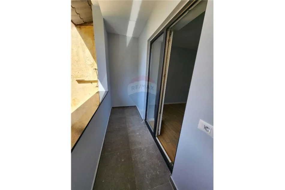 Tirane, shitet apartament 2+1 Kati 3, 80 m² 145.000 € (Rruga Haxhi Hysen Dalliu - Stacioni i Trenit)