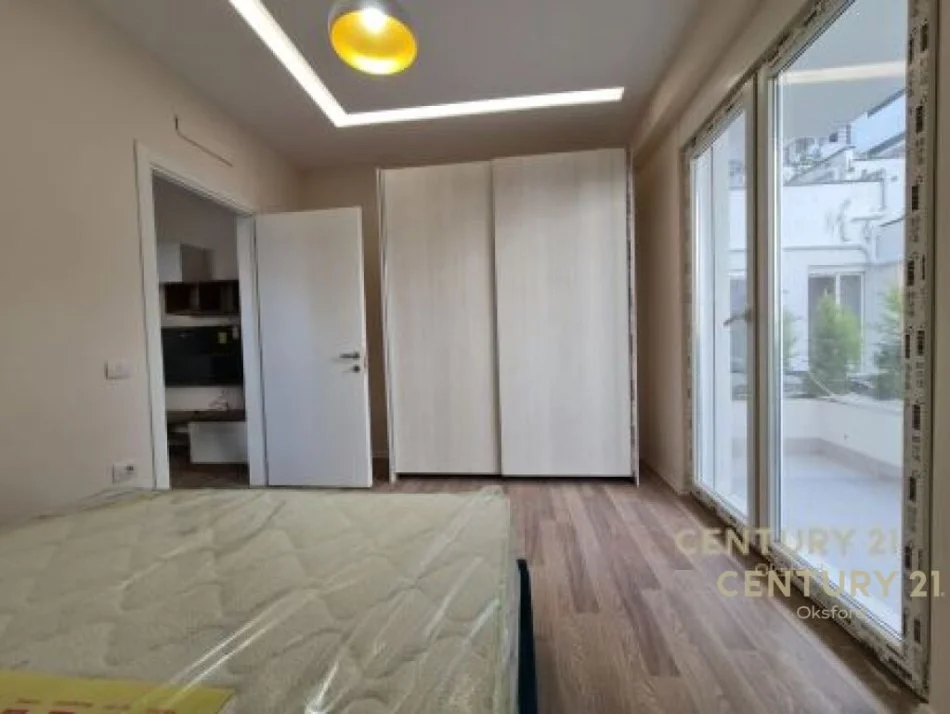Tirane, shitet apartament 1+1 Kati 2, 62 m² 133.000 € (liqeni i thate)