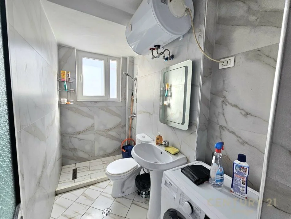 Tirane, shitet apartament 2+1 Kati 2, 72 m² 160.000 € (qender)