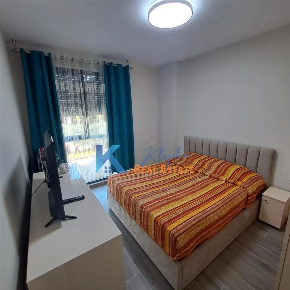 Tirane, jap me qera apartament 1+1+Ballkon , 70 m² 500 € (Kompleksi ASL 2, ish Venue)