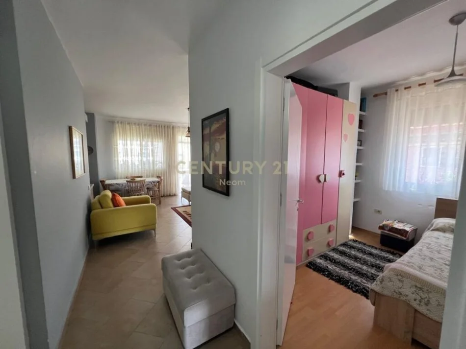 Tirane, shitet apartament 2+1 Kati 5, 140 m² 180.000 € (kodra e diellit)