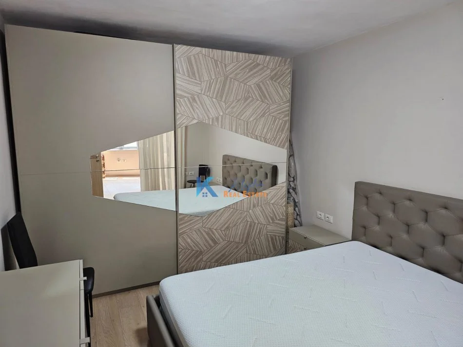 Tirane, jepet me qera apartament 1+1 Kati 3, 60 m² 500 € (Stadiumi Dinamo)