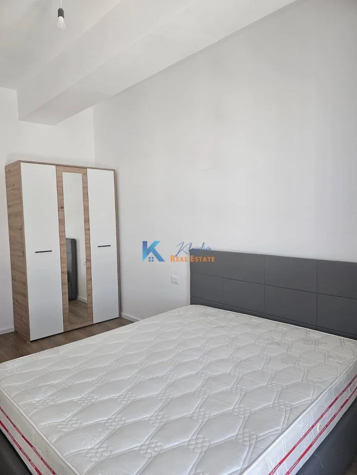 Tirane, jap me qera apartament 1+1+Ballkon Kati 7, 61 m² (Ali Demi)