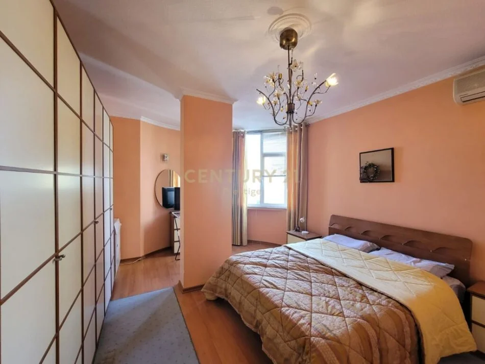 𝐓𝐢𝐫𝐚𝐧𝐞, 𝐬𝐡𝐢𝐭𝐞𝐭 𝐚𝐩𝐚𝐫𝐭𝐚𝐦𝐞𝐧𝐭 𝟏+𝟏 𝐊𝐚𝐭𝐢 𝟓, 𝟖𝟑 𝐦² 𝟐𝟏𝟎.𝟎𝟎𝟎 € (𝐒𝐡𝐞𝐬𝐡𝐢 𝐖𝐢𝐥𝐥𝐬𝐨𝐧)