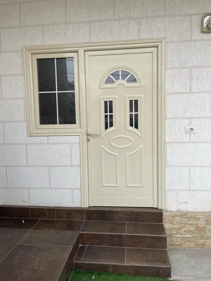 Tirane, jepet me qera apartament 1+1 Kati 1, 400 € (vilat amerikane)