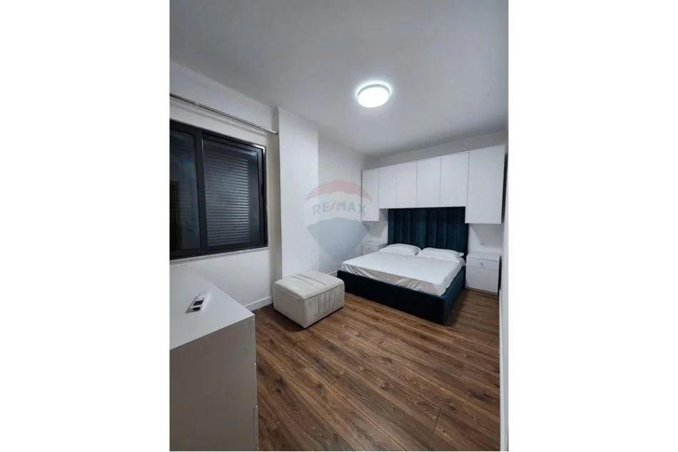 Tirane, jepet me qera apartament 2+1 Kati 6, 80 m² 550 € (Yzberisht)