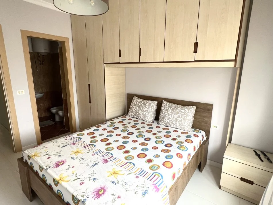 Tirane, shitet apartament 3+1+Post Parkimi Kati 4, 115 m² 125.000 € (Fresk)