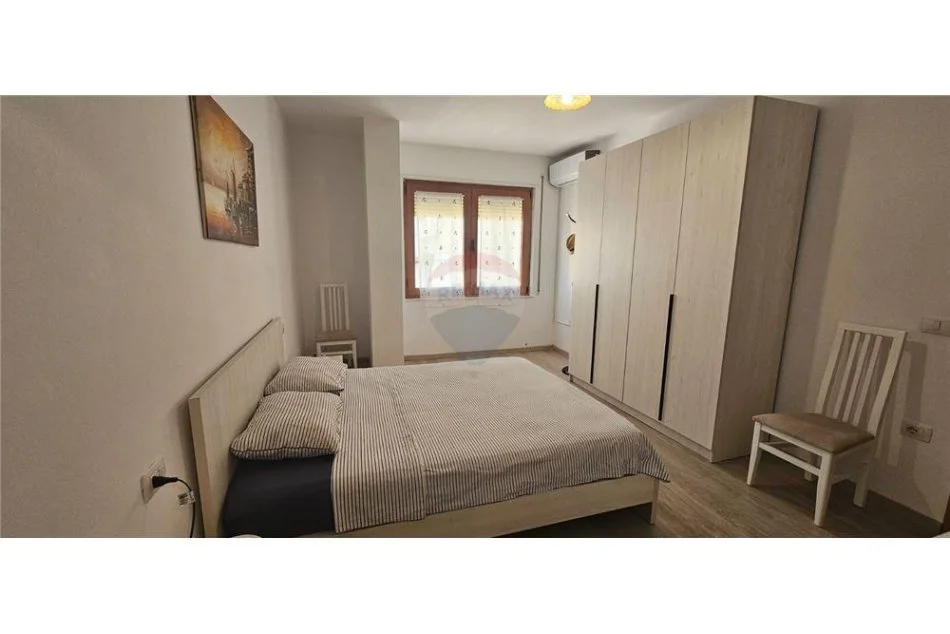 Tirane, jepet me qera apartament 2+1 Kati 3, 100 m² 650 € (Rruga "Islam Alla" - Rruga e Kavajës)