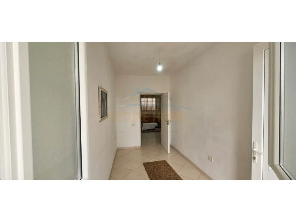 Vlore, shitet shtepi 3+1+ Oficine, Kati 0, 300 m² 140.000 € (Fabrika e Tullave)  RV44054