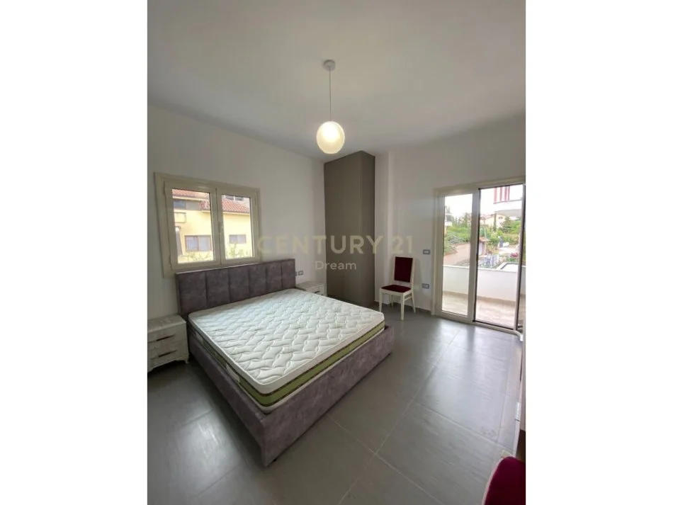 Tirane, jepet me qera apartament 3+1+Ballkon Kati 2, 110 m² 450 € (Rruga e Kokonozeve Tirana, Albania)