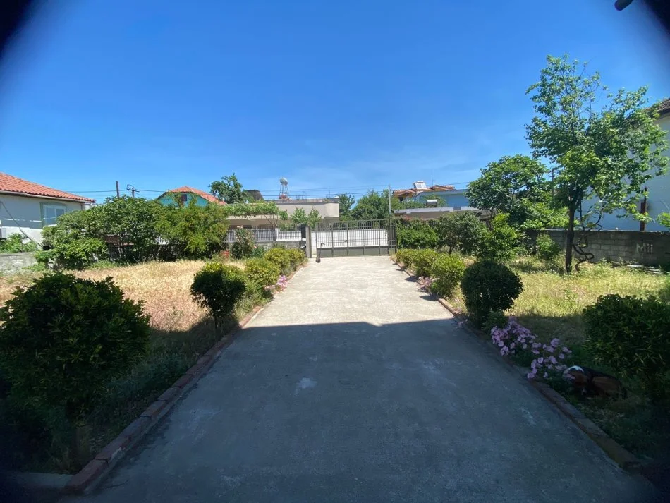 Tirane, shitet Vile 3 Katshe Kati 4, 1.000 m² 570.000 € 