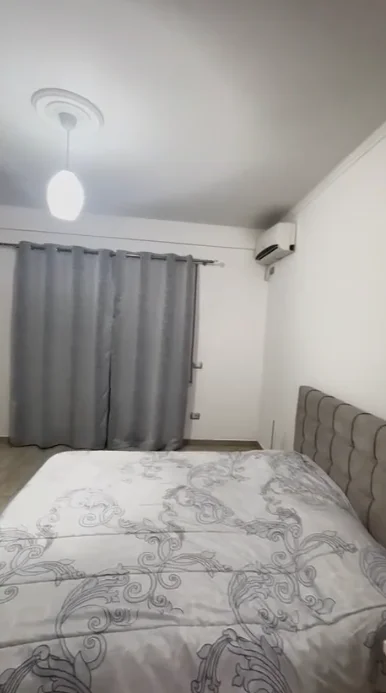 Vlore, jepet me qera garsonier , Kati 2, 30 m² 250 € (ish-Kombinati i Peshkut) RV45343