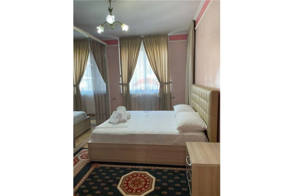 Tirane, jepet me qera apartament 1+1 Kati 9, 58 m² 700 € (Rruga e Kosovarve)