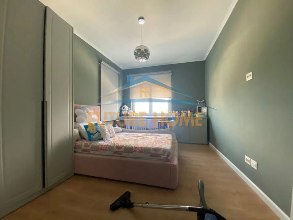 Tirane, shitet Vile 4+1+Aneks+Ballkon Kati 0, 543 m² 780.000 € (Secret Garden)