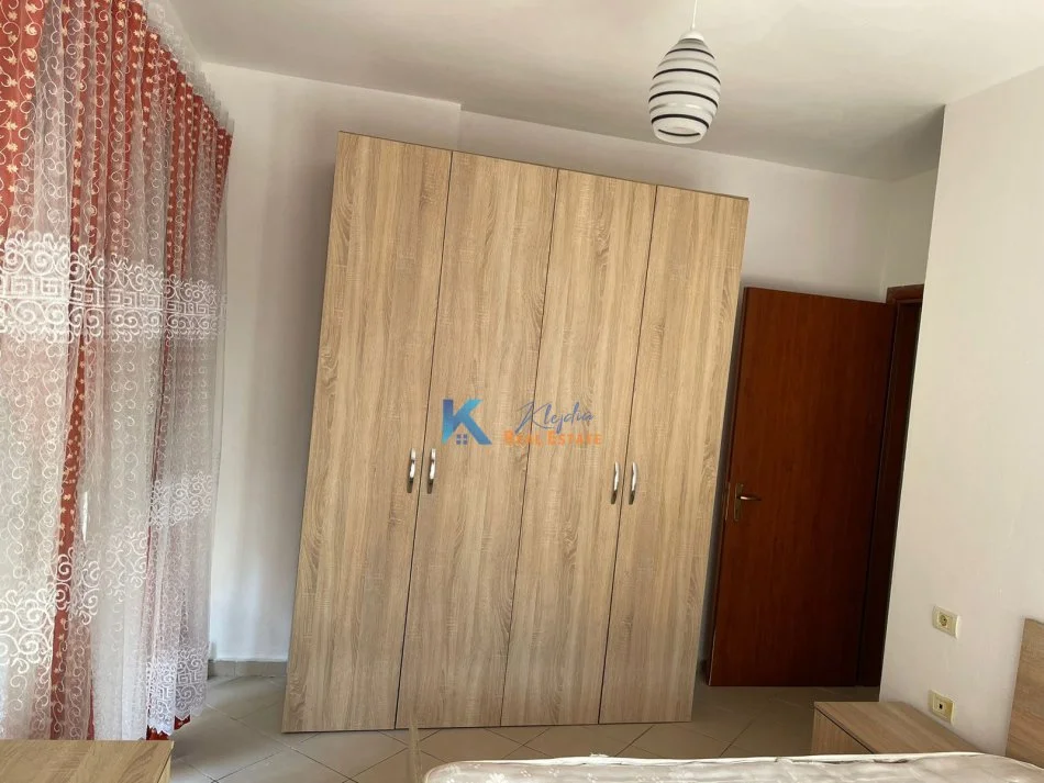 Tirane, jap me qera apartament 2+1+Ballkon Kati 2, 98 m² 500 € (Kodra e Diellit)