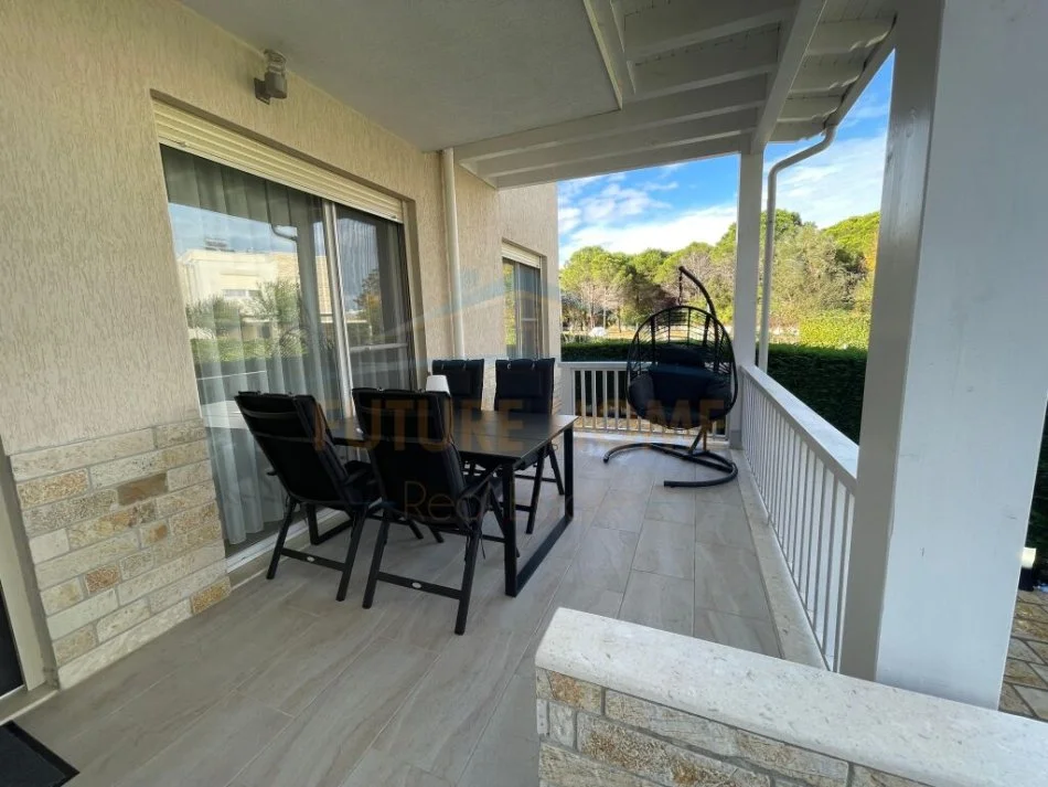 Gjiri Lalezit | Hamallaj, shitet apartament ne plazh 2+1+Aneks+Ballkon Kati 0, 70 m² 250.000 € (Lura 3 Gjiri i Lalzit.)