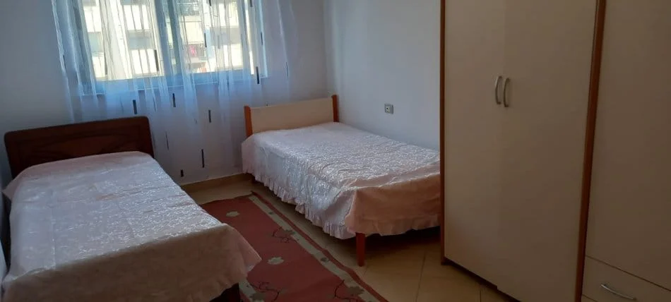Tirane, jepet me qera apartament 2+1 Kati 4, 107 m² 500 € (Astir, prane Ozone)