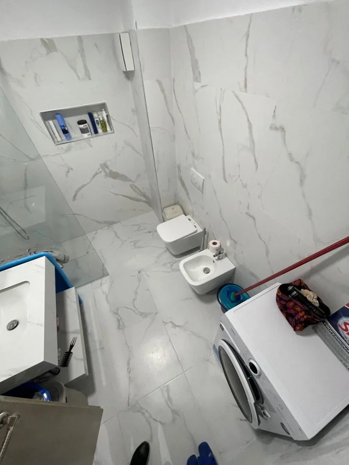 Tirane, shitet apartament 3+1 Kati 4, 110 m² 165.000 € (Astir)