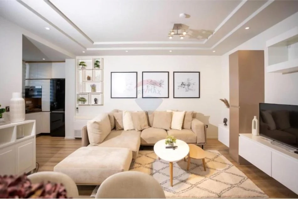 Tirane, jepet me qera apartament 2+1 Kati 4, 122 m² 1.500 € (Kompleksi Nobis)