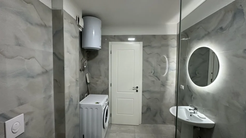 Tirane, jepet me qera apartament 1+1 Kati 5, 65 m² 500 € (Astir, Kompleksi Sima Com)