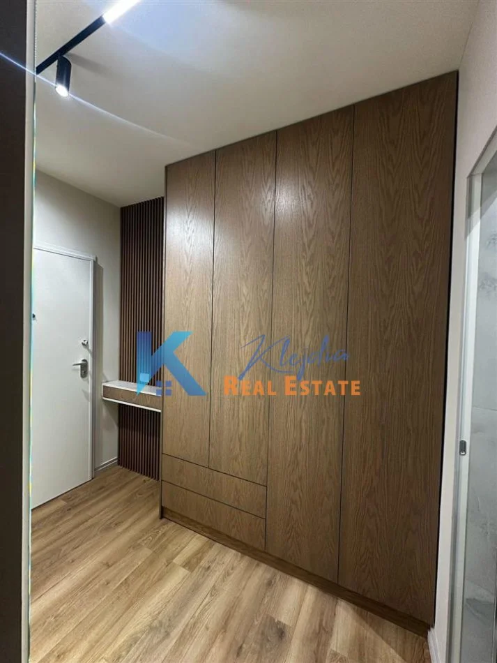 Tirane, jap me qera apartament 2+1+Ballkon Kati 2, 80 m² 850 € (Don Bosko)