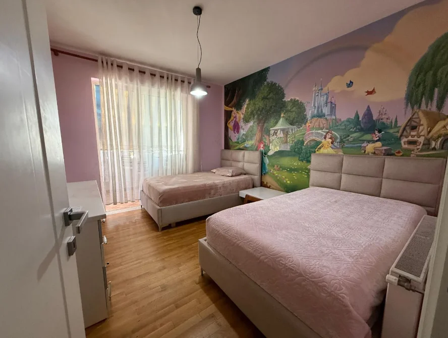 Tirane, shitet apartament 3+1 Kati 6, 150 m² 310.000 € (Komuna e Parisit)