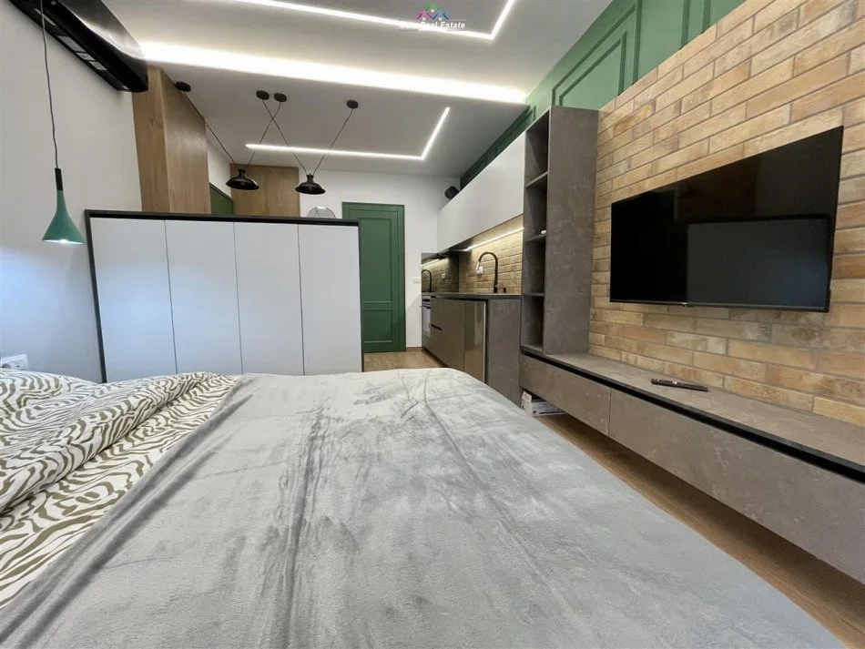 Tirane, jepet me qera garsonier 1+1 Kati 2, 35 m² 380 € (Porcelan, prane UET)