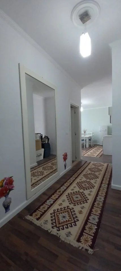 Tirane, shitet apartament 1+1 Kati 4, 83 m² 87.000 € (Hotel Gaxherri)