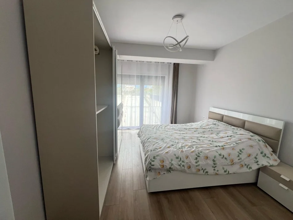 Tirane, jepet me qera apartament 1+1 Kati 1, 60 m² 500 € (KODRA E DIELLIT 2)