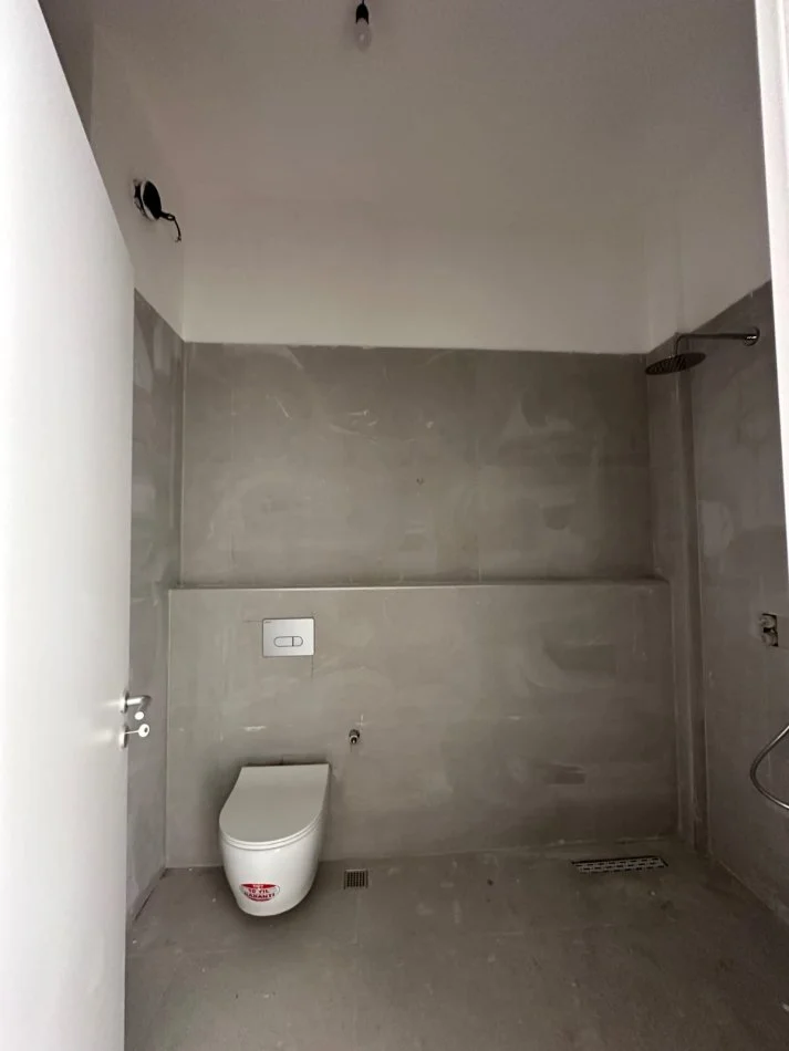 Tirane, shitet apartament 1+1 Kati 8, 73 m² 119.620 € (Rruga Dritan Hoxha)